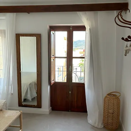 Cal Ferrer Tatil Evi *